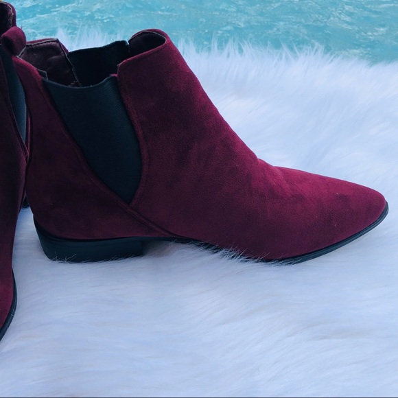 SOLD🥳⭐️Brand New Velvet Booties!⭐️ - Picture 3 of 6